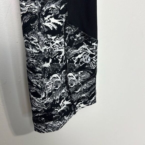 Lululemon Athletica Pace Rival Crop 6 - Picture 4 of 9